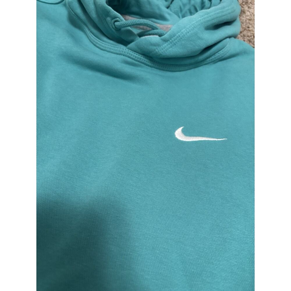 Men’s Nike Hoodie Size Medium